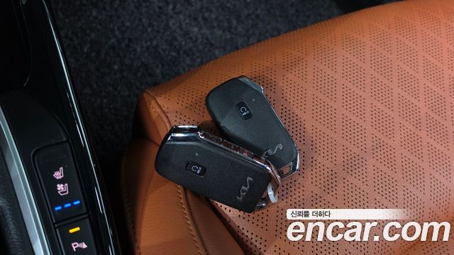 Kia K3 2022 — photo 20