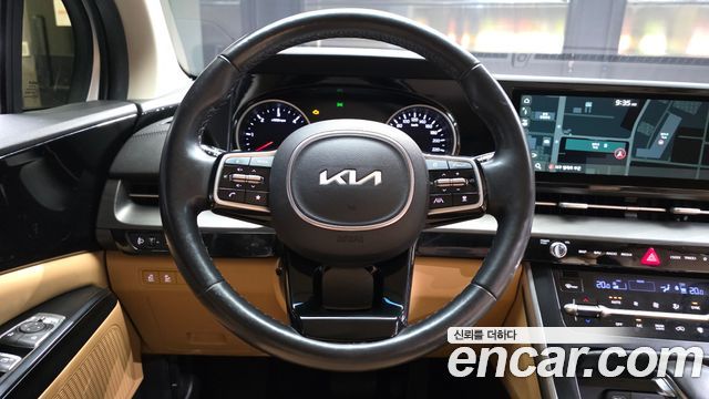 Kia Canival 2022 — photo 13