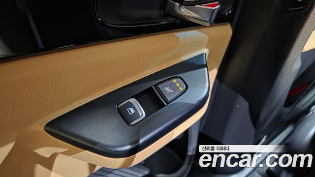 Kia Canival 2022 — photo 19