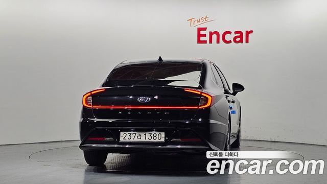 Hyundai Sonata 2021 — photo 4