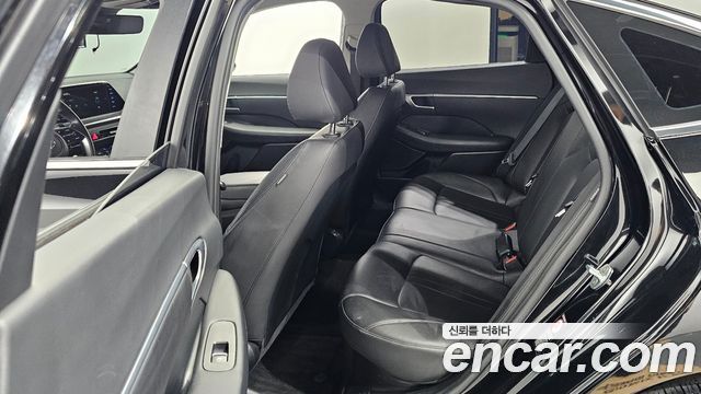Hyundai Sonata 2021 — photo 17