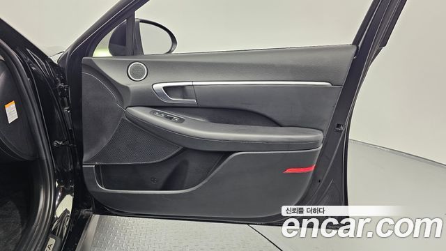 Hyundai Sonata 2021 — photo 15