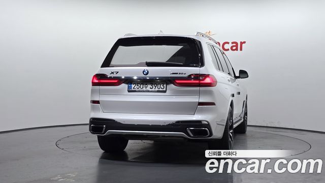 BMW X7 2020 — photo 4