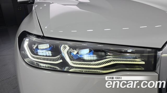 BMW X7 2020 — photo 8