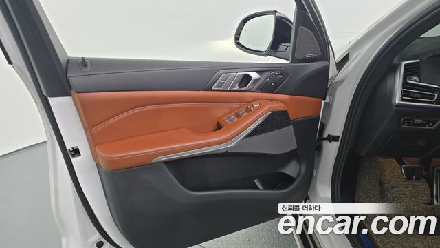 BMW X7 2020 — photo 14