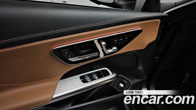 Mercedes-Benz CLE-Class 2025 — photo 23
