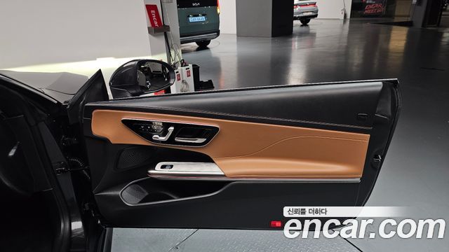 Mercedes-Benz CLE-Class 2025 — photo 14