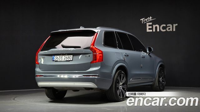 Volvo XC90 2022 — photo 2