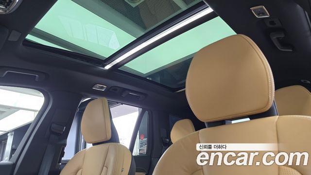 Volvo XC90 2022 — photo 17