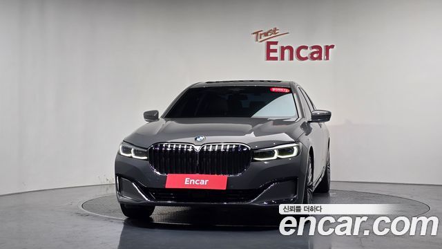 BMW 7-Series 2021 — photo 3