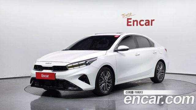 Kia K3 2022 — photo 1