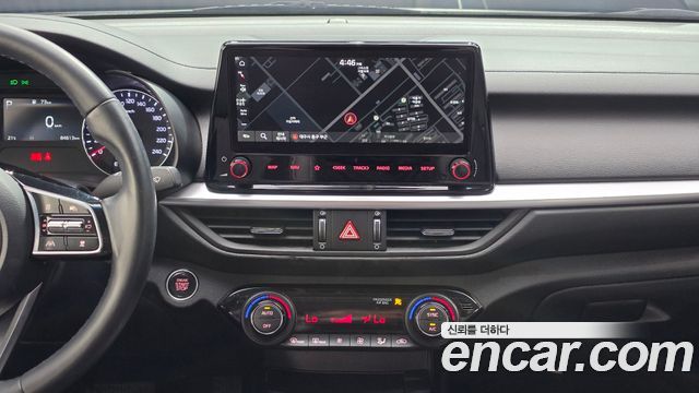 Kia K3 2022 — photo 20