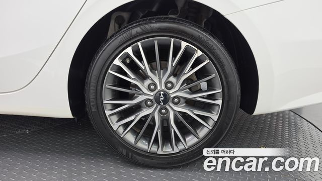 Kia K3 2022 — photo 7