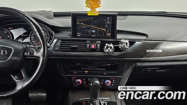 Audi A6 2018 — photo 16