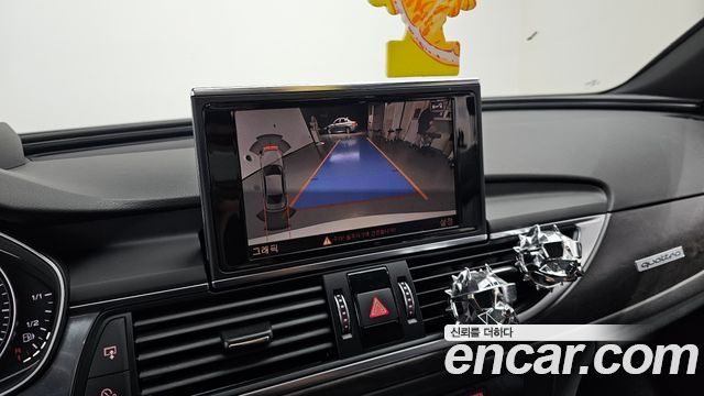Audi A6 2018 — photo 17