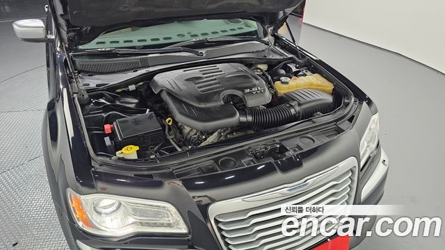 Chrysler 300C 2014 — photo 6