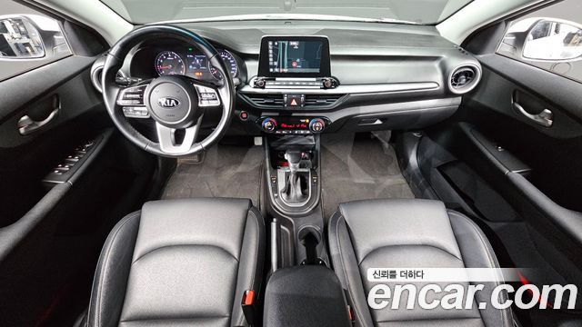 Kia K3 2021 — photo 10