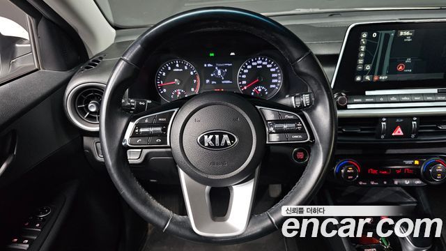 Kia K3 2021 — photo 19