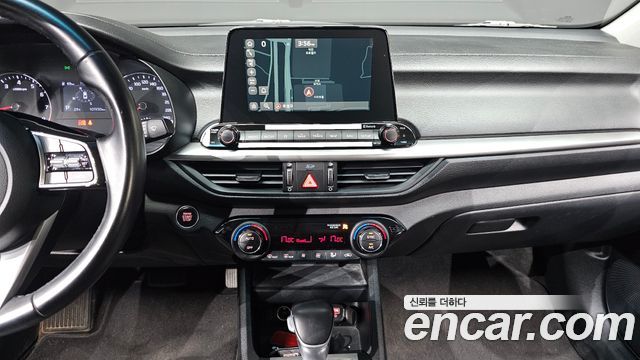 Kia K3 2021 — photo 23