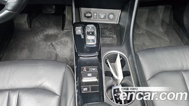 Hyundai Sonata 2020 — photo 12