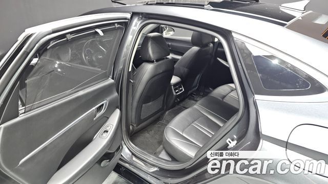 Hyundai Sonata 2020 — photo 17