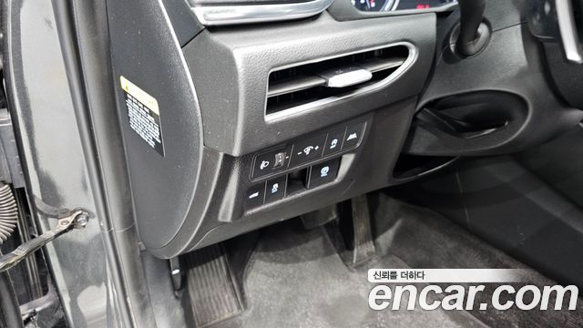Hyundai Sonata 2020 — photo 25