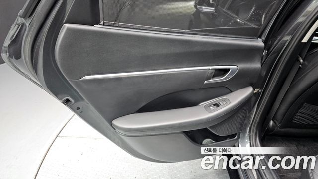Hyundai Sonata 2020 — photo 15