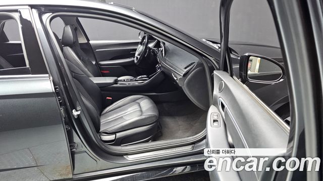 Hyundai Sonata 2020 — photo 16