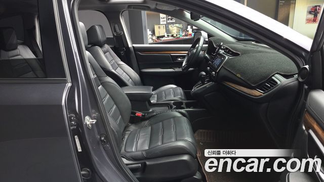 Honda CR-V 2019 — photo 17