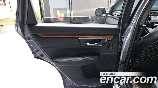 Honda CR-V 2019 — photo 15
