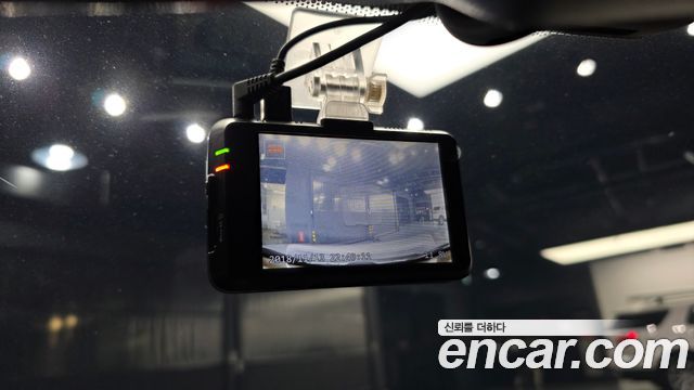 Honda CR-V 2019 — photo 28
