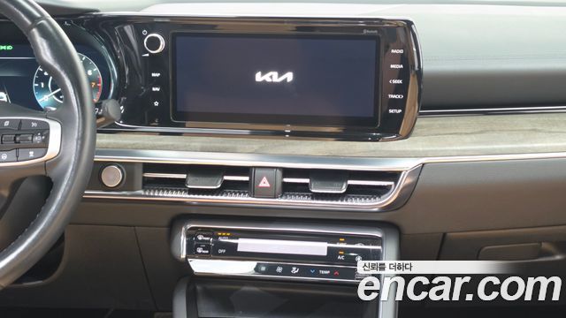 Kia K5 2023 — photo 20