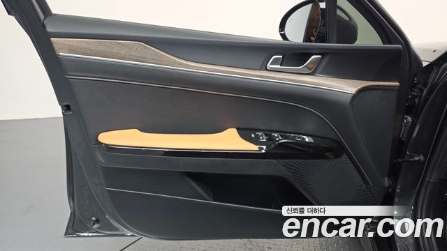 Kia K5 2023 — photo 14