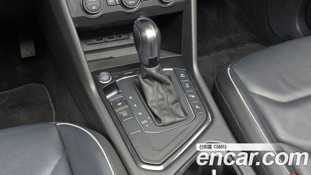 Volkswagen Tiguan 2020 — photo 9