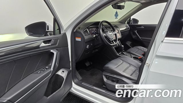 Volkswagen Tiguan 2020 — photo 10
