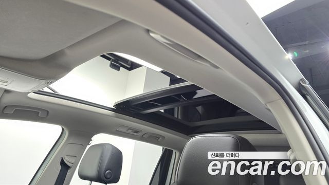 Volkswagen Tiguan 2020 — photo 19