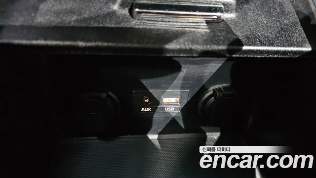 Kia K3 2016 — photo 19