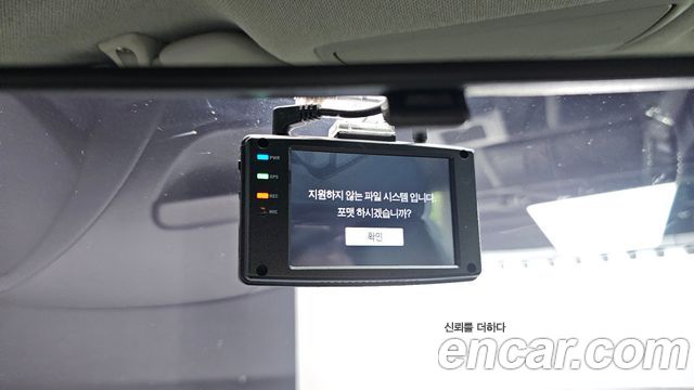 Kia K3 2016 — photo 22