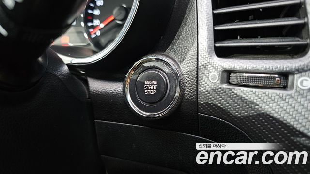 Kia K3 2016 — photo 25