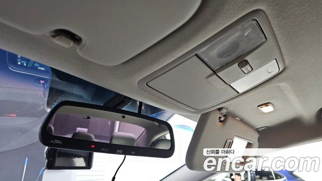 Kia K3 2016 — photo 18