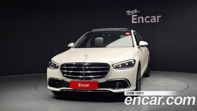 Mercedes-Benz S-Class 2022 — photo 3