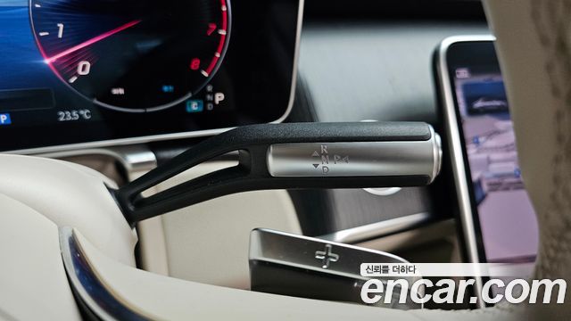 Mercedes-Benz S-Class 2022 — photo 9