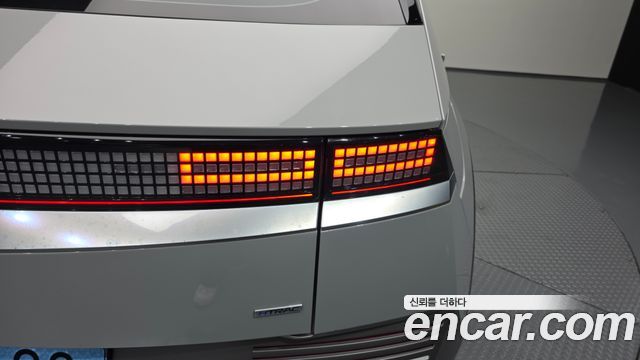 Hyundai Ioniq5 2022 — photo 9