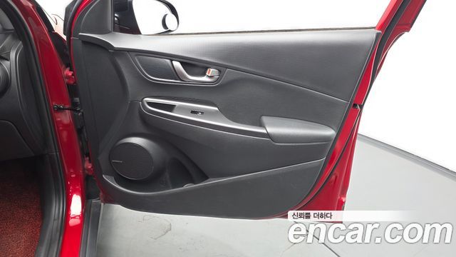 Hyundai Kona 2018 — photo 15