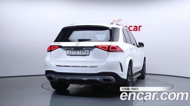 Mercedes-Benz GLE-Class 2019 — photo 4