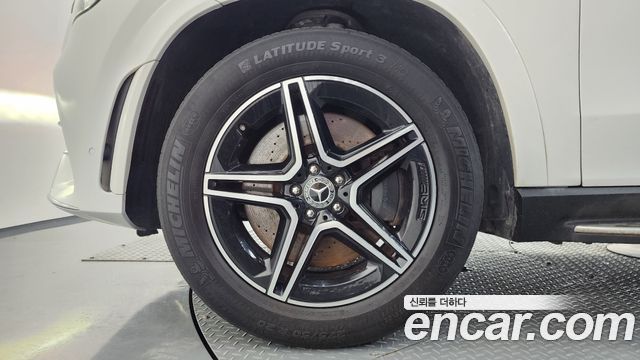 Mercedes-Benz GLE-Class 2019 — photo 5