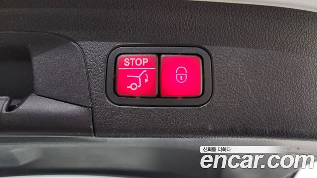 Mercedes-Benz GLE-Class 2019 — photo 22