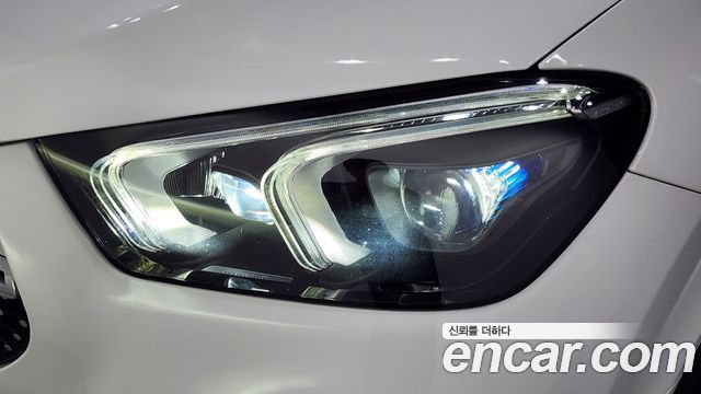 Mercedes-Benz GLE-Class 2019 — photo 8