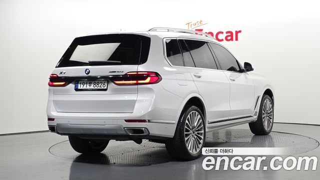 BMW X7 2024 — photo 2
