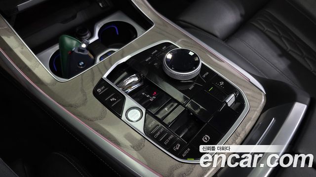 BMW X7 2024 — photo 9